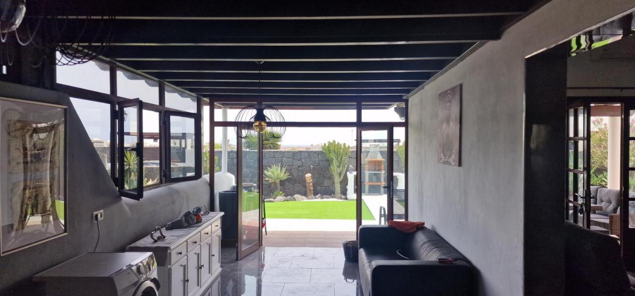 Casa De Nefertiti Villa Playa Blanca  Exterior photo