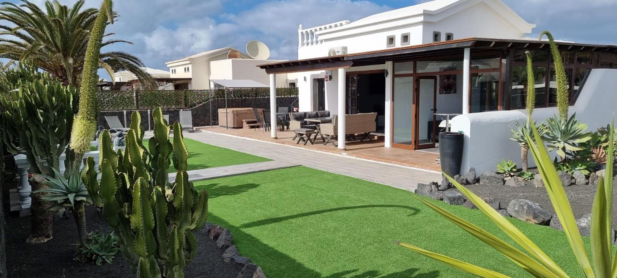 Casa De Nefertiti Villa Playa Blanca  Exterior photo
